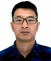 李光灿 照片