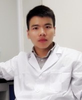 梁九兴 照片