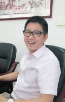 闵定庆 照片
