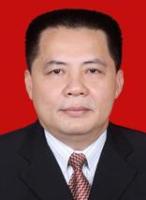 吴坚 照片