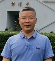 吴建中 照片