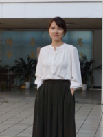 熊彩 照片