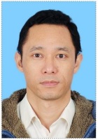 尹维坤 照片