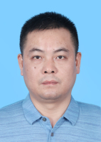晏波 照片