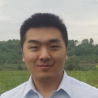 严勇 照片