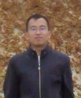 常方强 照片