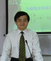 曾志兴 照片