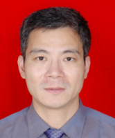 方德平 照片
