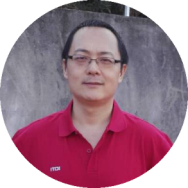 汤炜 照片