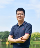 杨钟祥 照片