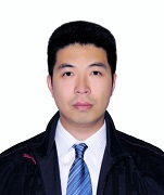 张华 照片