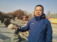 顾建雄 照片