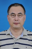 杨俊毅 照片