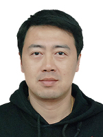 鲍磊 照片