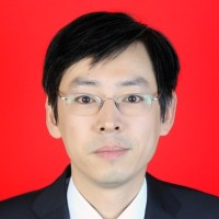 曾伟 照片