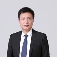 楚鹰 照片