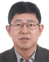 纪常伟 照片