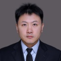 高华东 照片