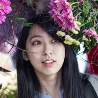 胡玥 照片