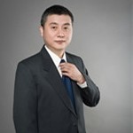 凌福日 照片