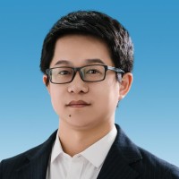 刘颉 照片