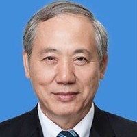 罗俊 照片
