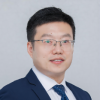 罗亮 照片