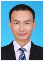 闵闰 照片