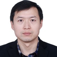 屈少波 照片