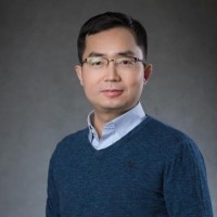 翁俊 照片