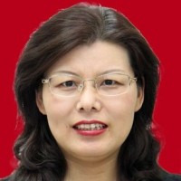 余春华 照片