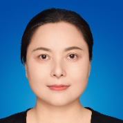 杨英 照片