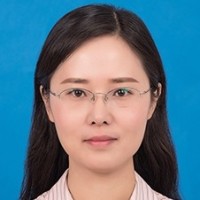 闫蓉 照片