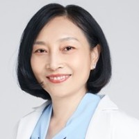阎俊 照片