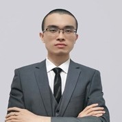 阳维 照片