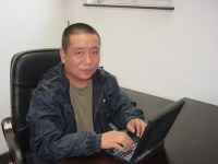 李耳 照片