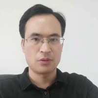 占美松 照片