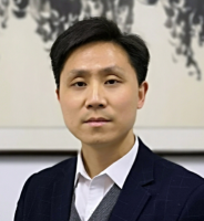 张明新 照片