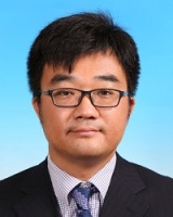 梁文俊 照片
