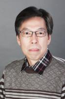高韧 照片
