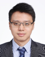何长久 照片