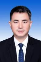 焦云清 照片