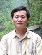 罗正荣 照片