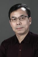 熊银解 照片