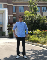 常泓 照片