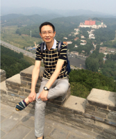 陈伟东 照片