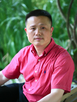 段维 照片