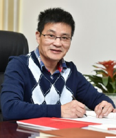 高闯 照片