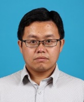 王伟 照片
