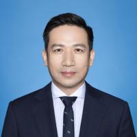 雷万鹏 照片